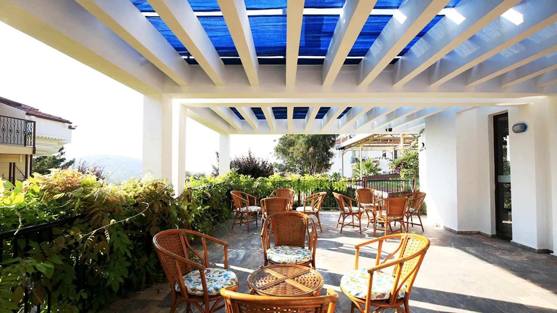 Yel Holiday Resort Oludeniz 3*,