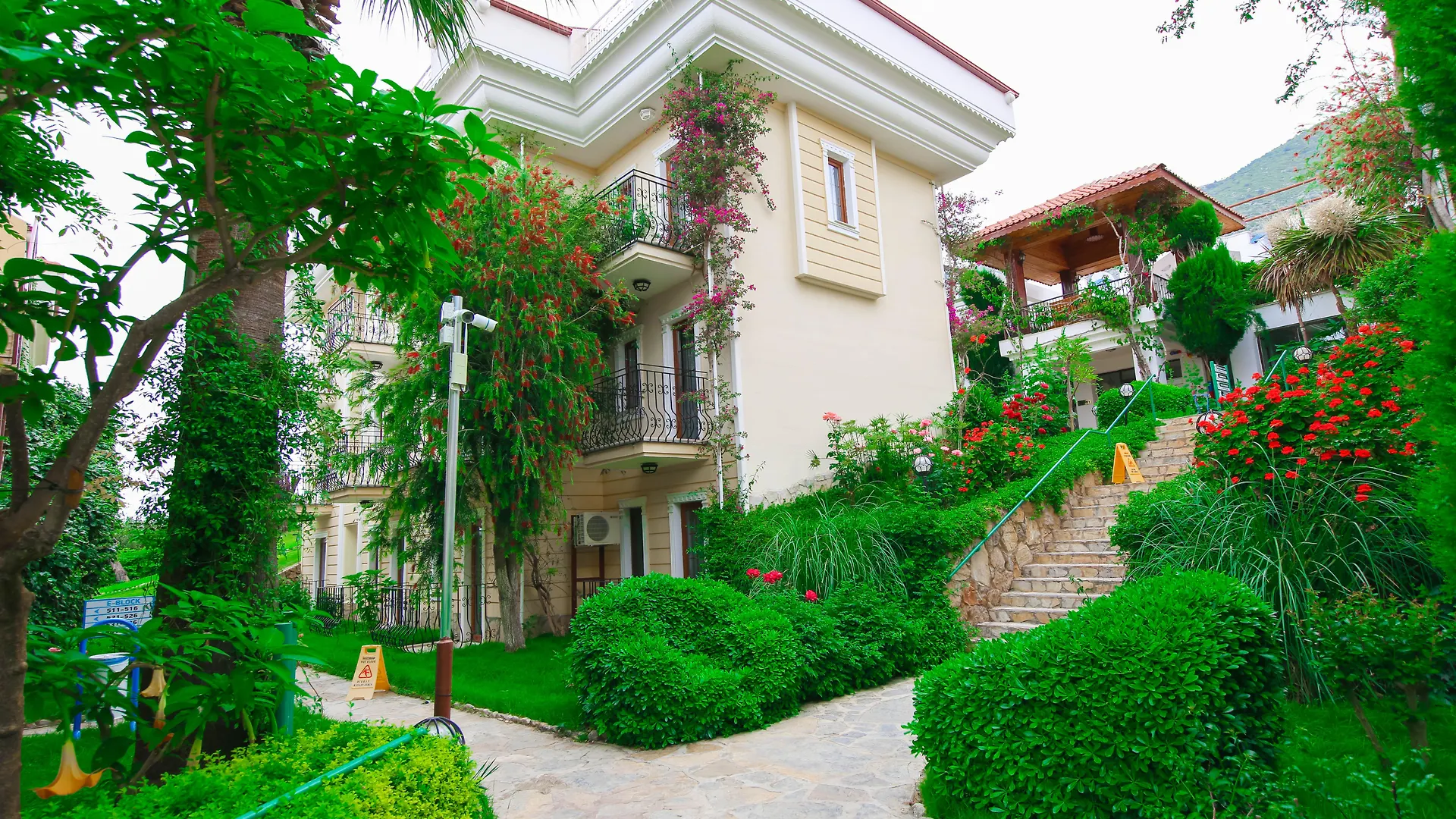 Yel Holiday Resort Oludeniz Hotel